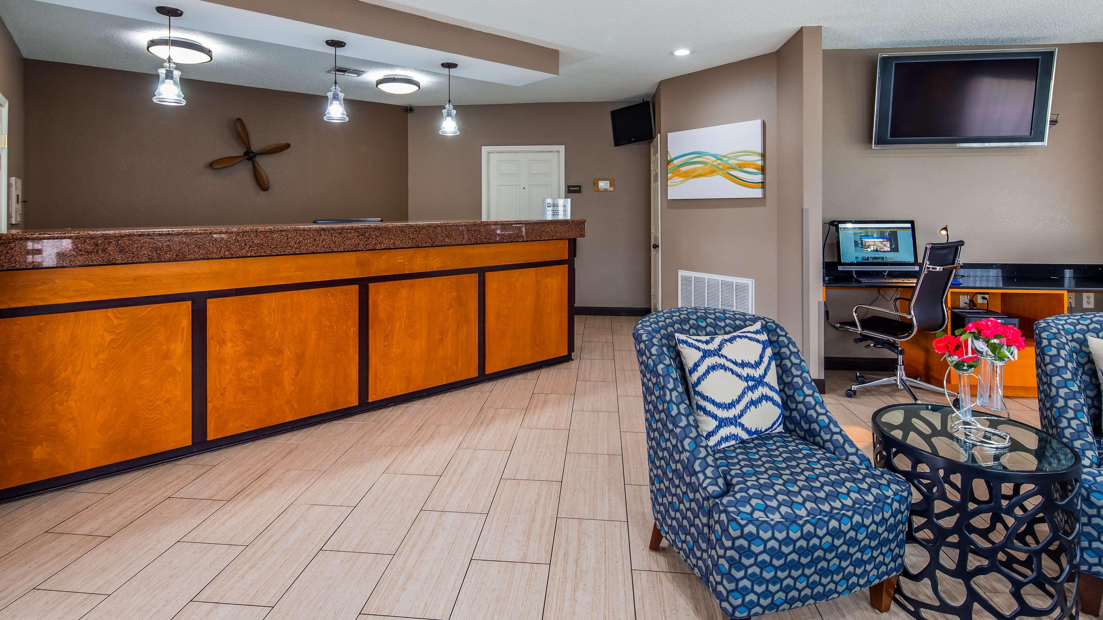 Best Western Airport Inn Pearl Esterno foto