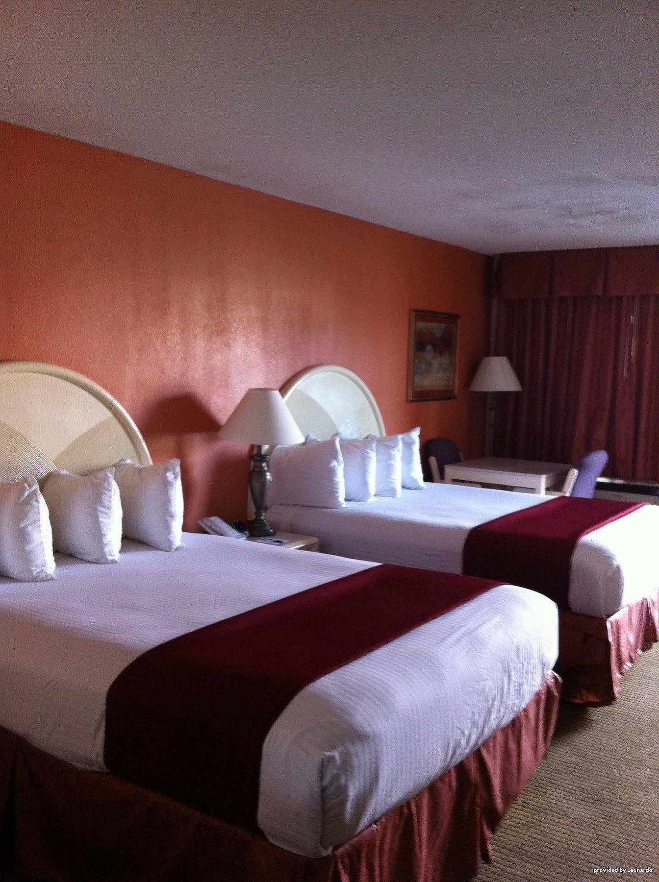 Best Western Airport Inn Pearl Esterno foto
