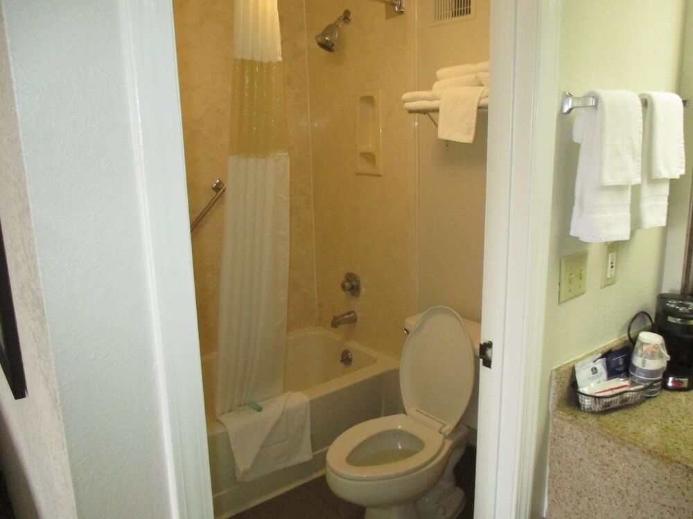 Best Western Airport Inn Pearl Esterno foto